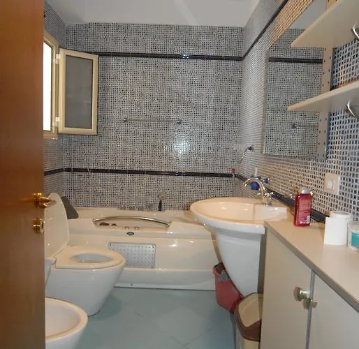 Center Veranda * Vlorë