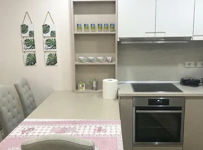 Center Veranda * Vlorë