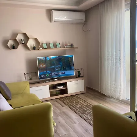 Апартаменты Center Veranda Влёра