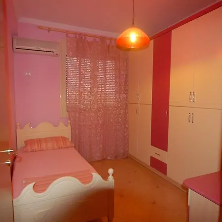 Center Veranda * Vlore