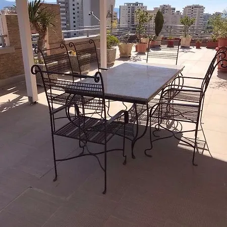 Center Veranda Apartment