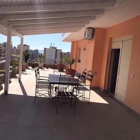 Apartment Center Veranda *